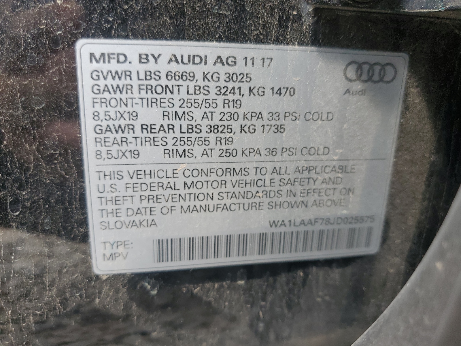 WA1LAAF78JD025575 2018 Audi Q7 Premium Plus