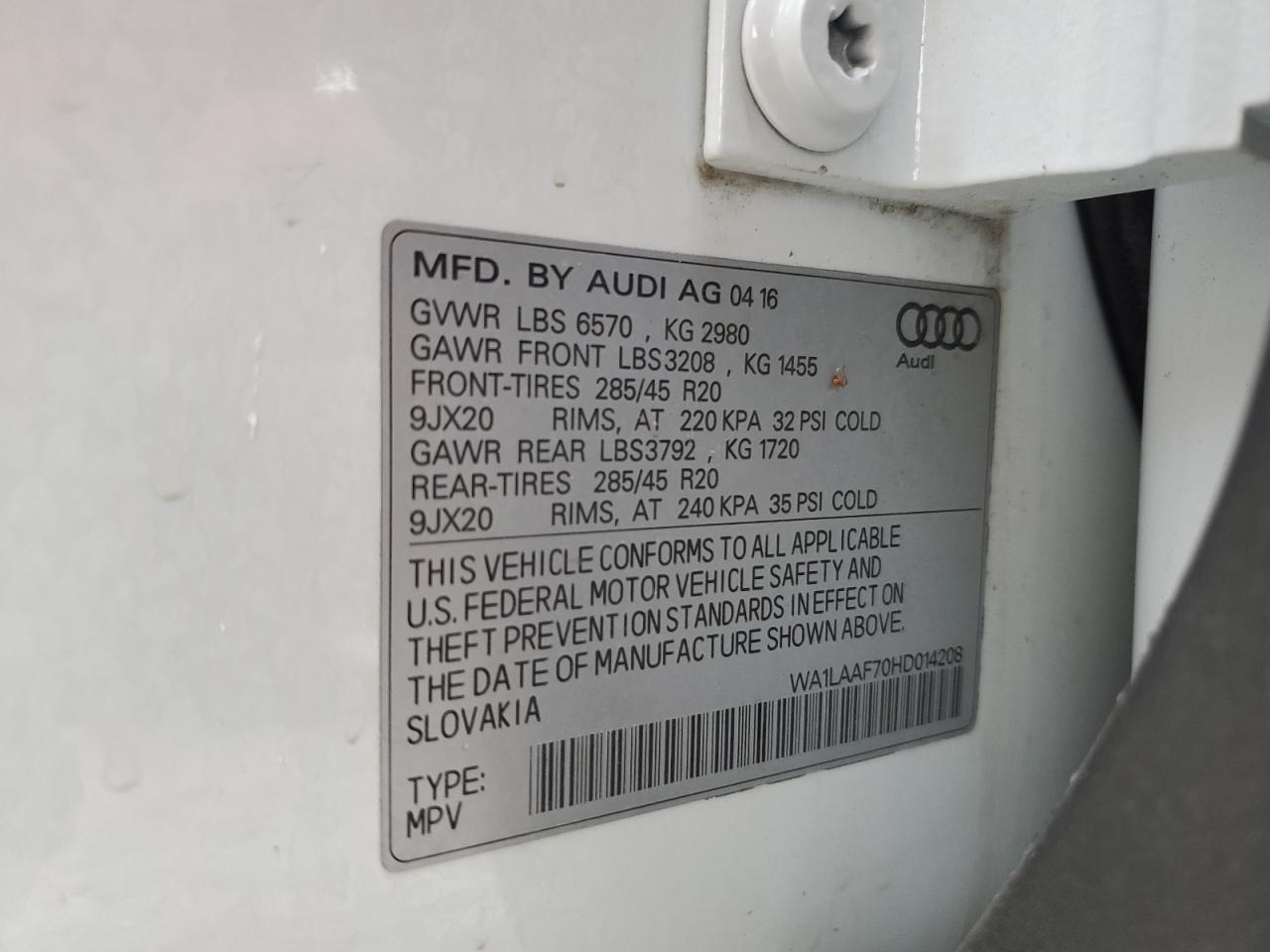 WA1LAAF70HD014208 2017 Audi Q7 Premium Plus