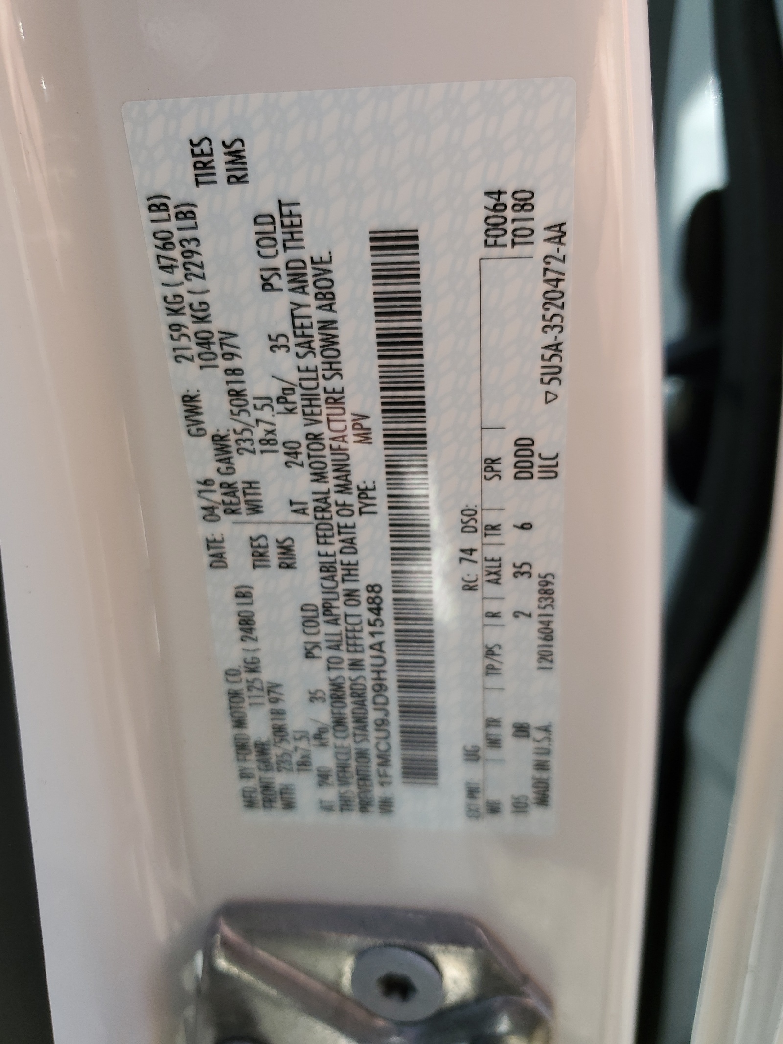 1FMCU9JD9HUA15488 2017 Ford Escape Titanium