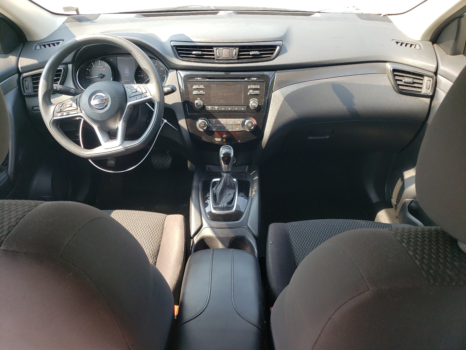 JN1BJ1CR3HW136821 2017 Nissan Rogue Sport S