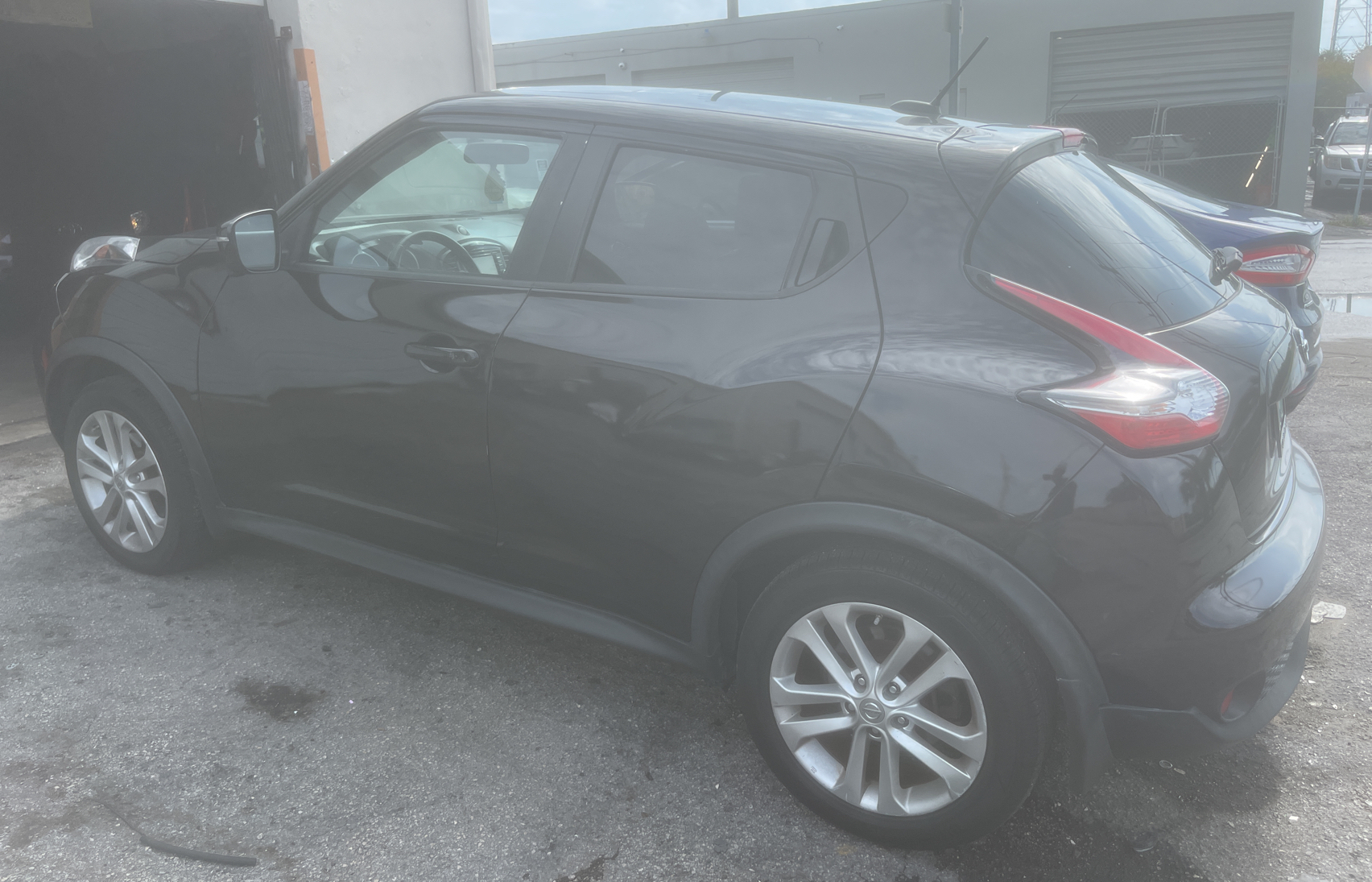 2015 Nissan Juke S vin: JN8AF5MV7FT562835