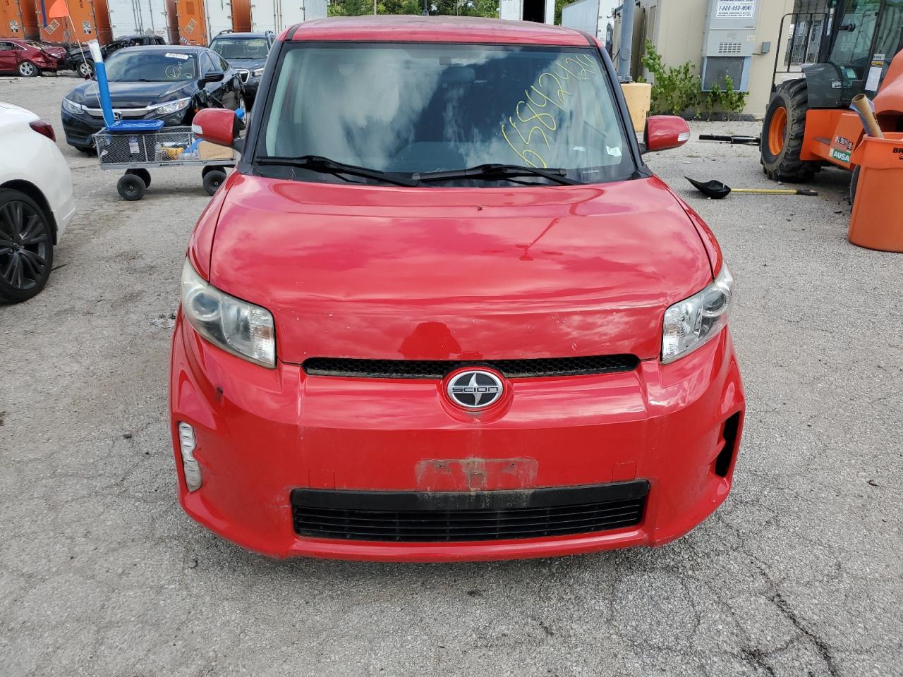 VIN JTLZE4FE2DJ033492 2013 TOYOTA SCION no.5