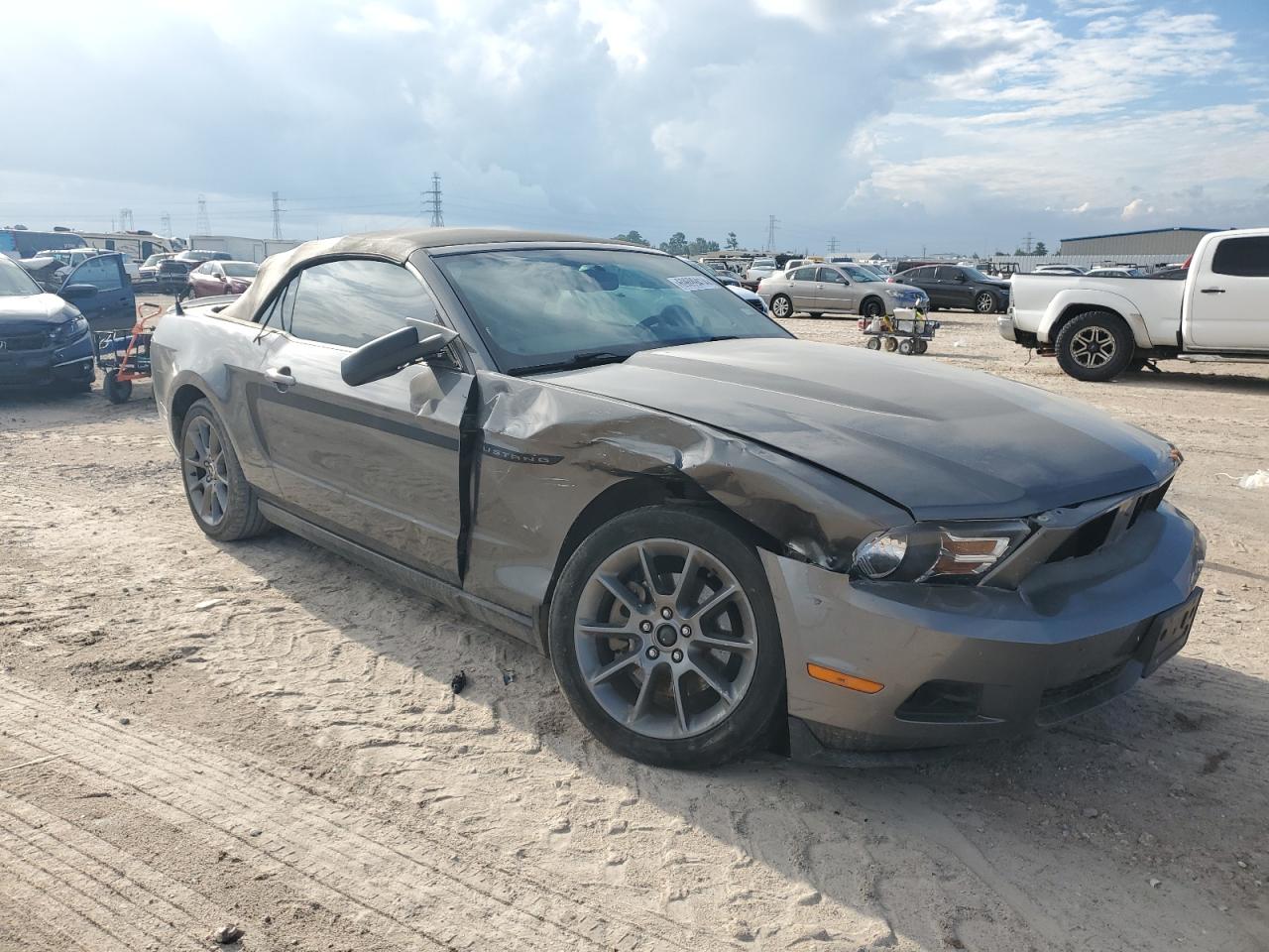 2011 Ford Mustang - Image 4