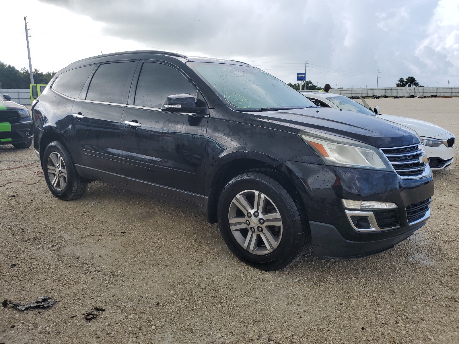 1GNKRHKD1GJ173373 2016 Chevrolet Traverse Lt