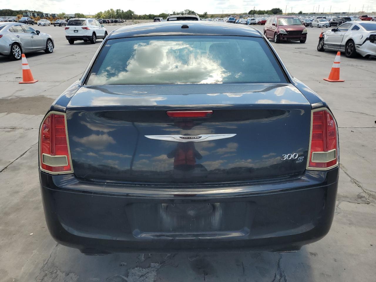 2012 Chrysler 300 S VIN: 2C3CCABG6CH193229 Lot: 69247764