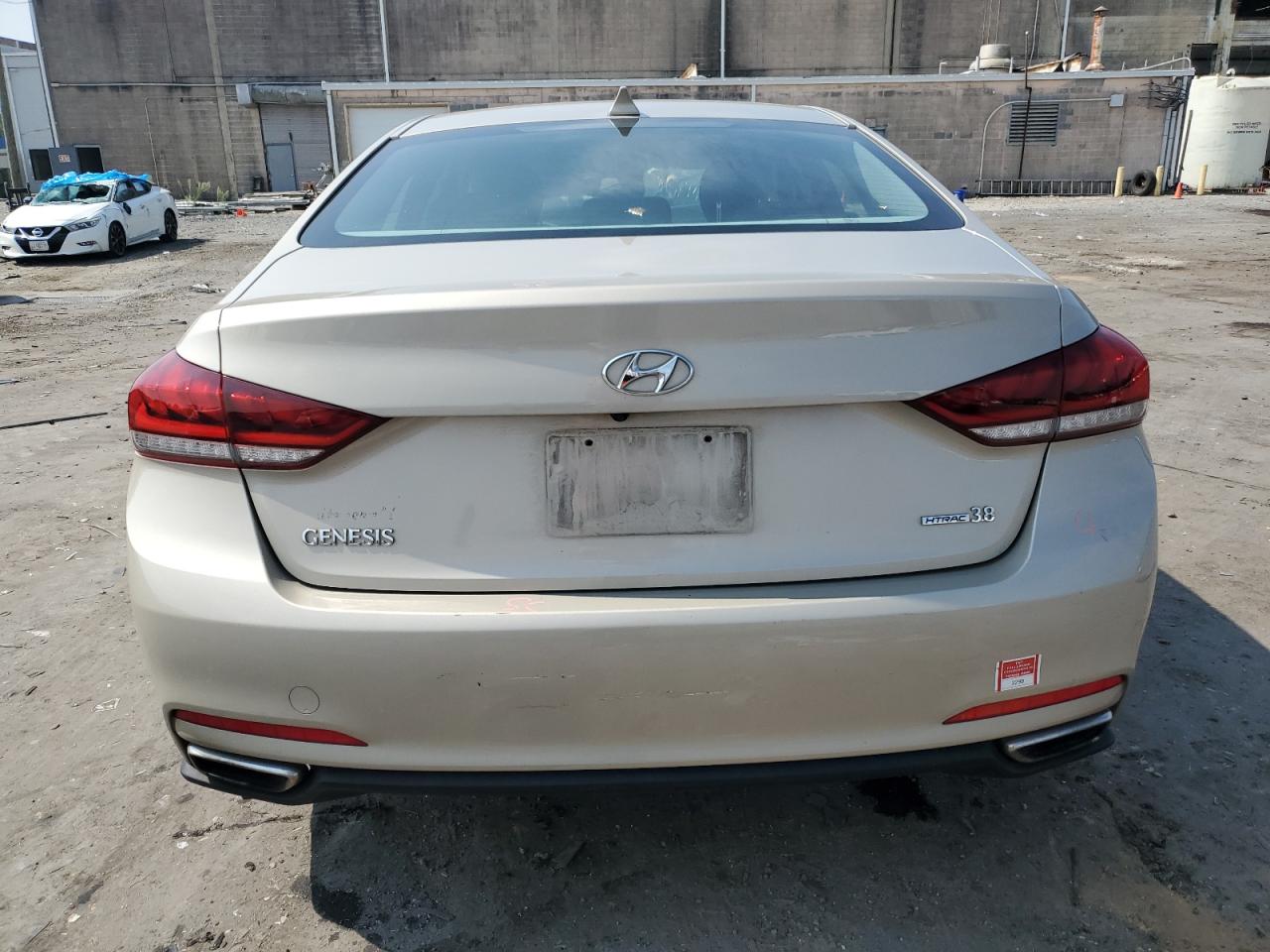 2015 Hyundai Genesis 3.8L VIN: KMHGN4JE9FU086360 Lot: 66405944