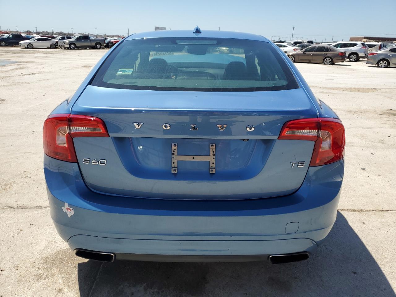 2015 Volvo S60 Platinum VIN: YV140MFM6F2355247 Lot: 67720714