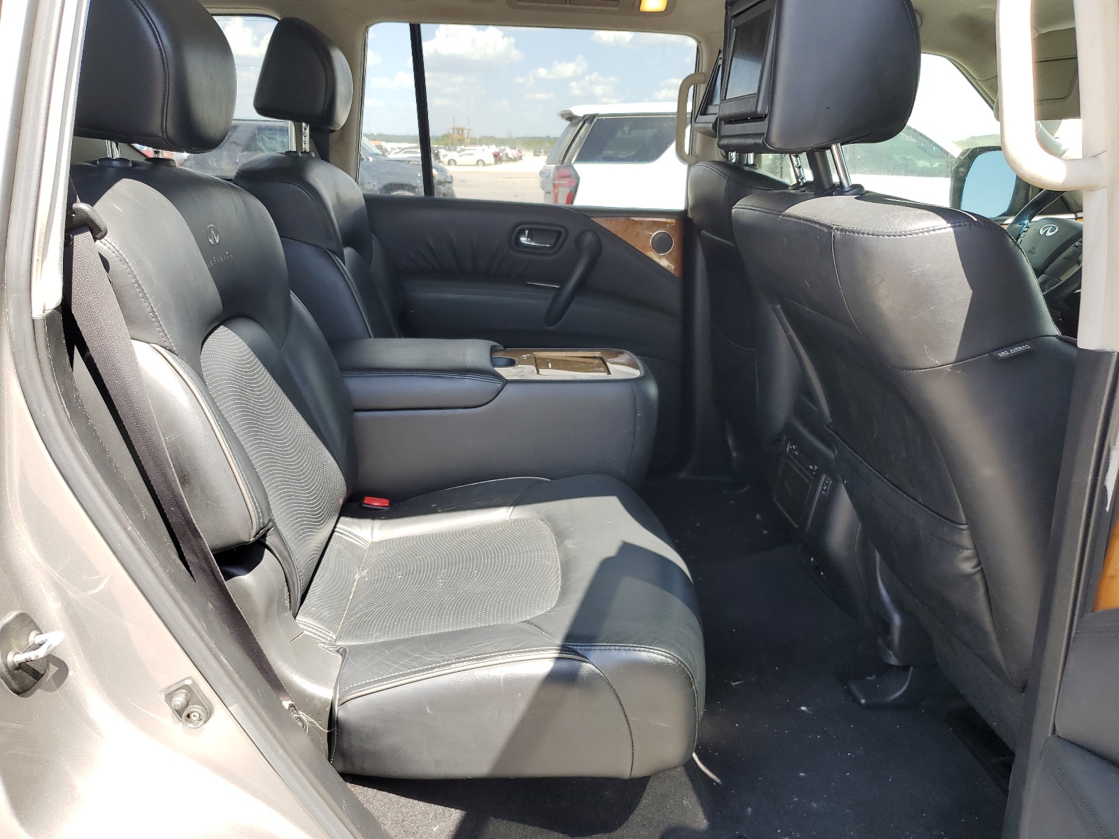 JN8AZ2NE4C9015888 2012 Infiniti Qx56