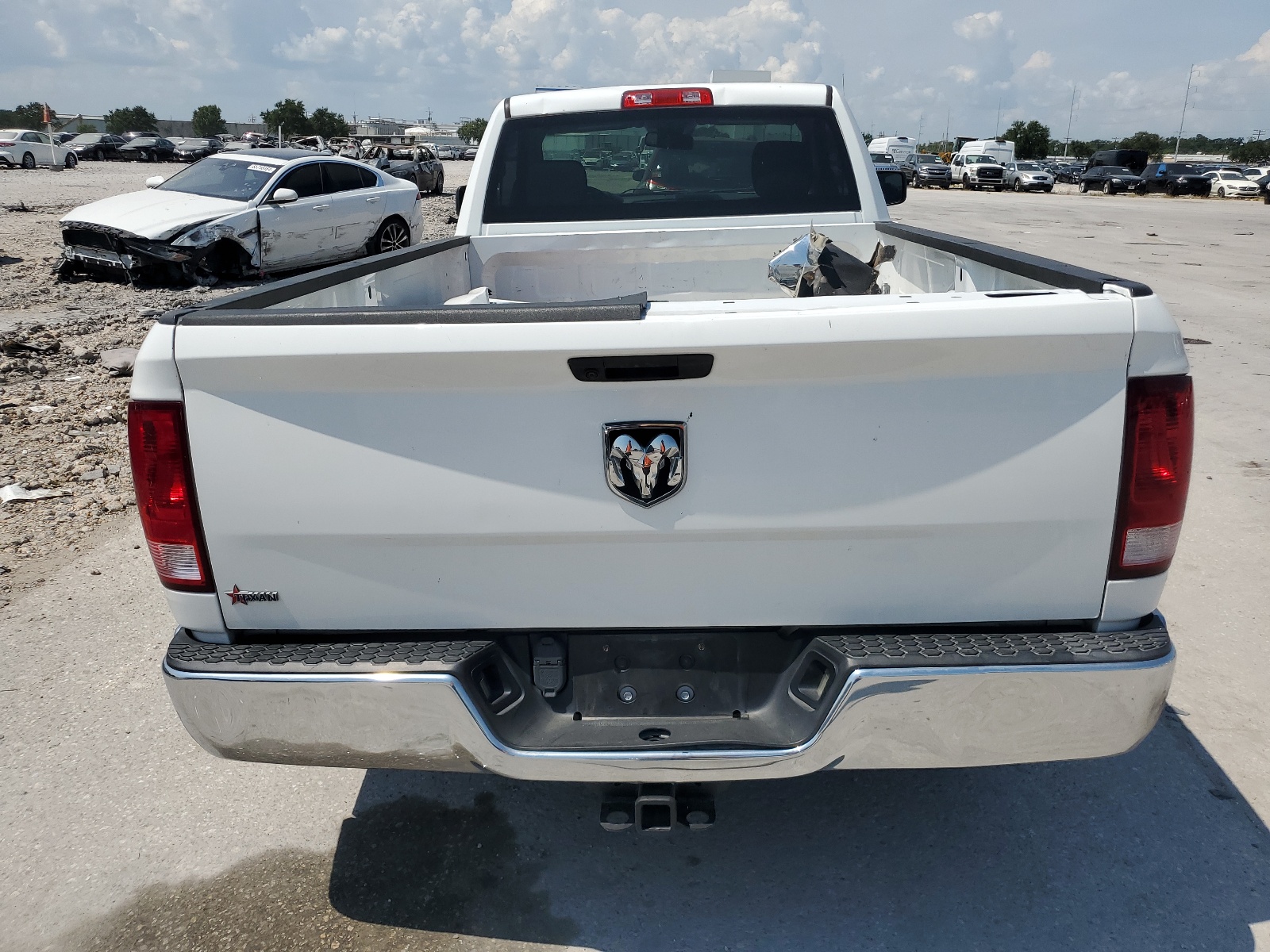 3C6JR6DT5KG707151 2019 Ram 1500 Classic Tradesman