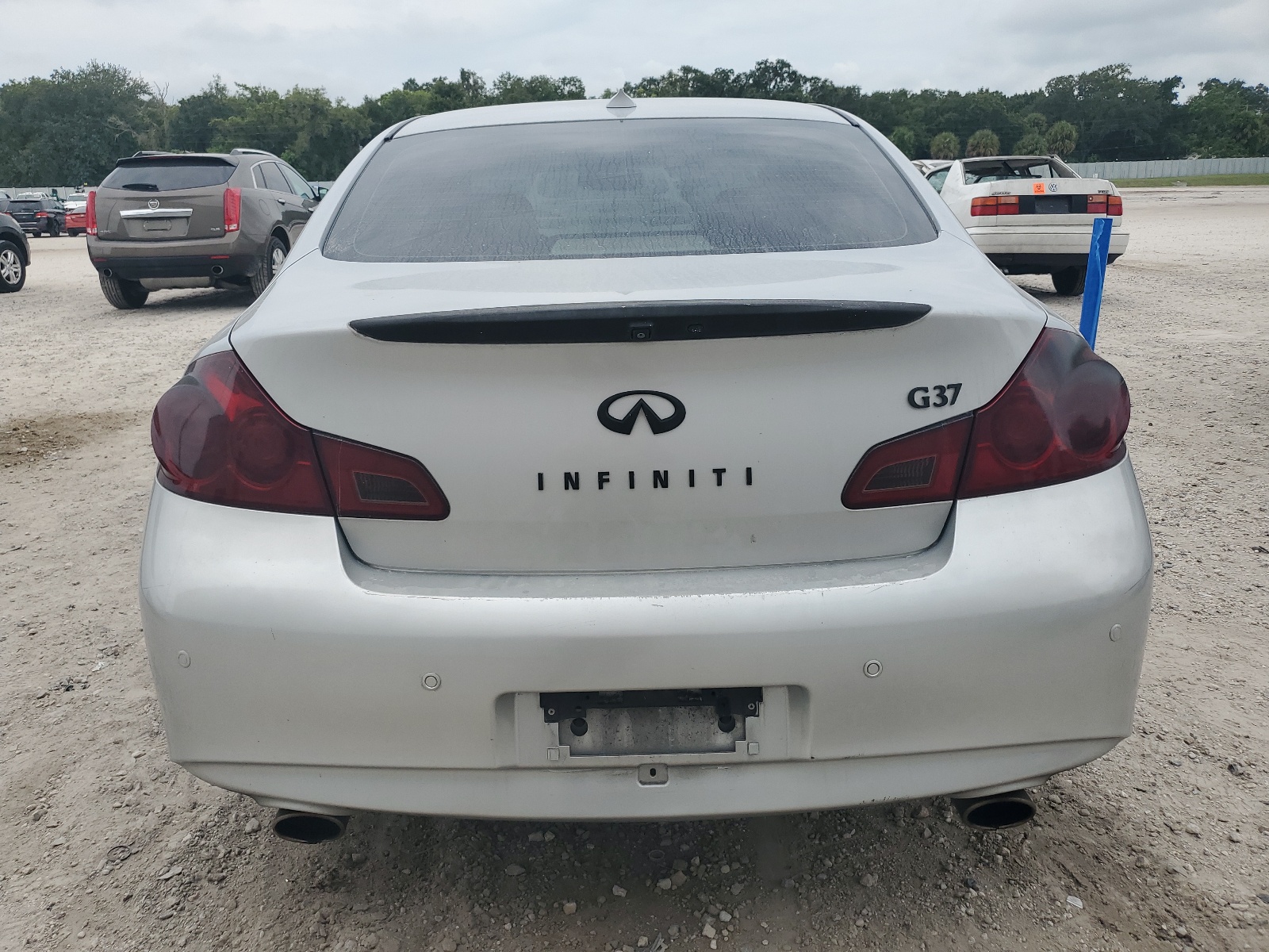 JN1CV6AP5BM301780 2011 Infiniti G37 Base