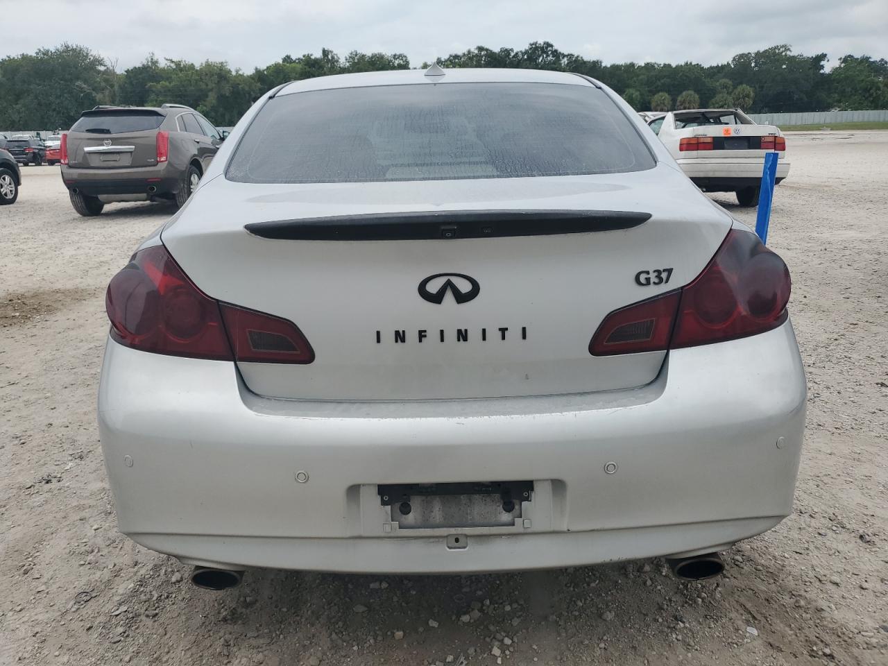 2011 Infiniti G37 Base VIN: JN1CV6AP5BM301780 Lot: 66547104