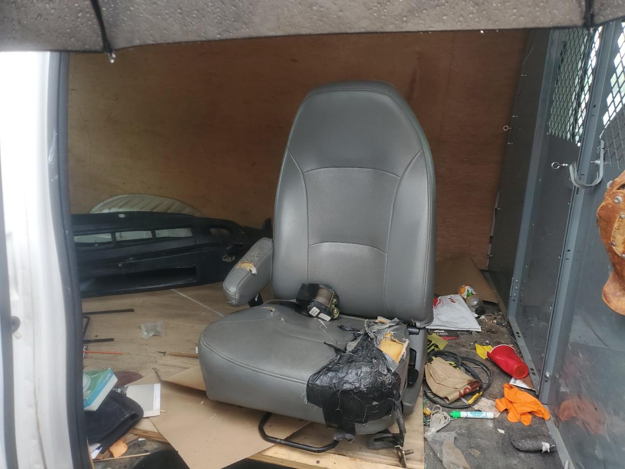 2013 Ford Econoline E150 Van VIN: 1FTNE1EWXDDB05332 Lot: 65921104