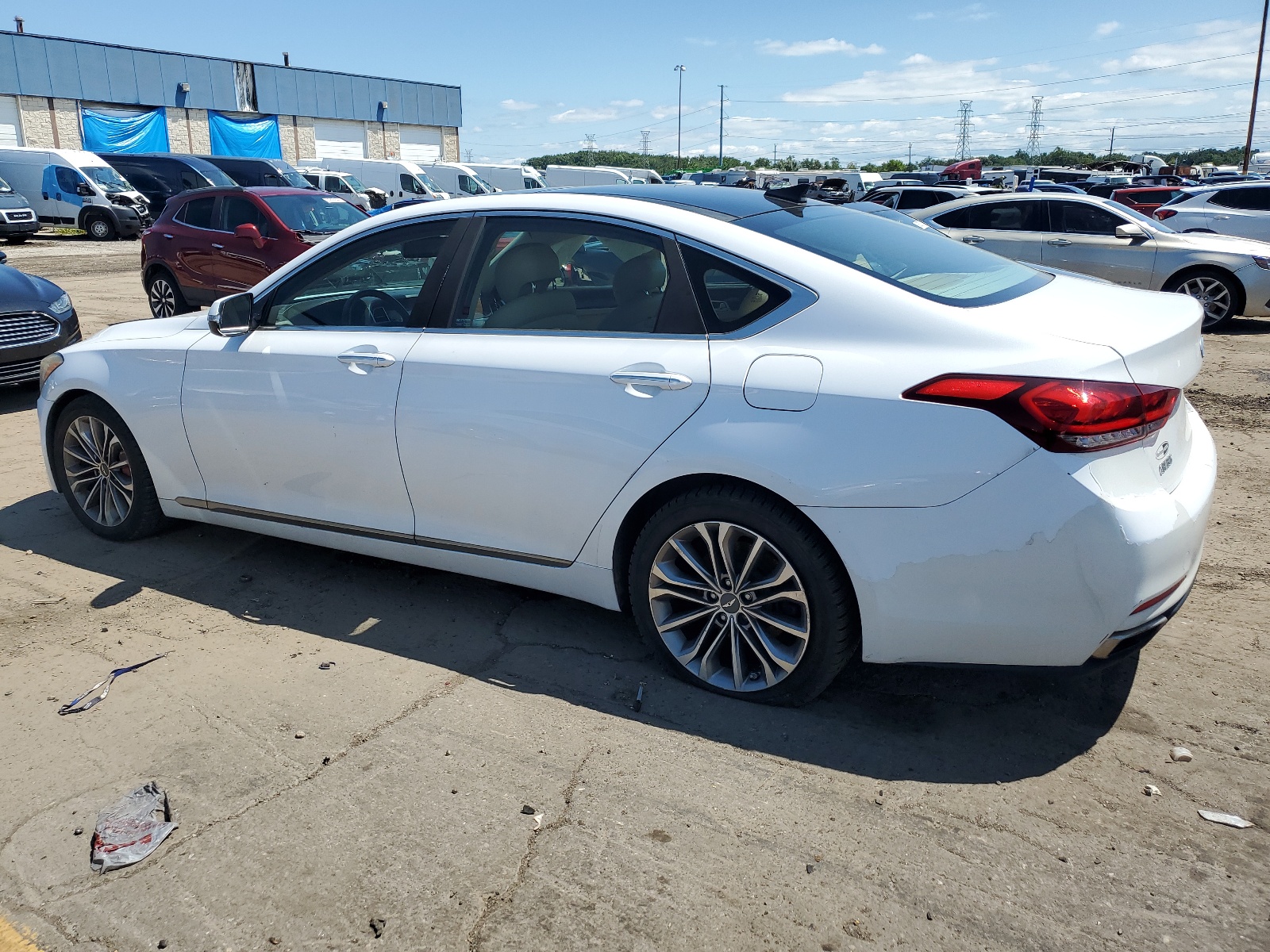 2015 Hyundai Genesis 3.8L vin: KMHGN4JE2FU089326