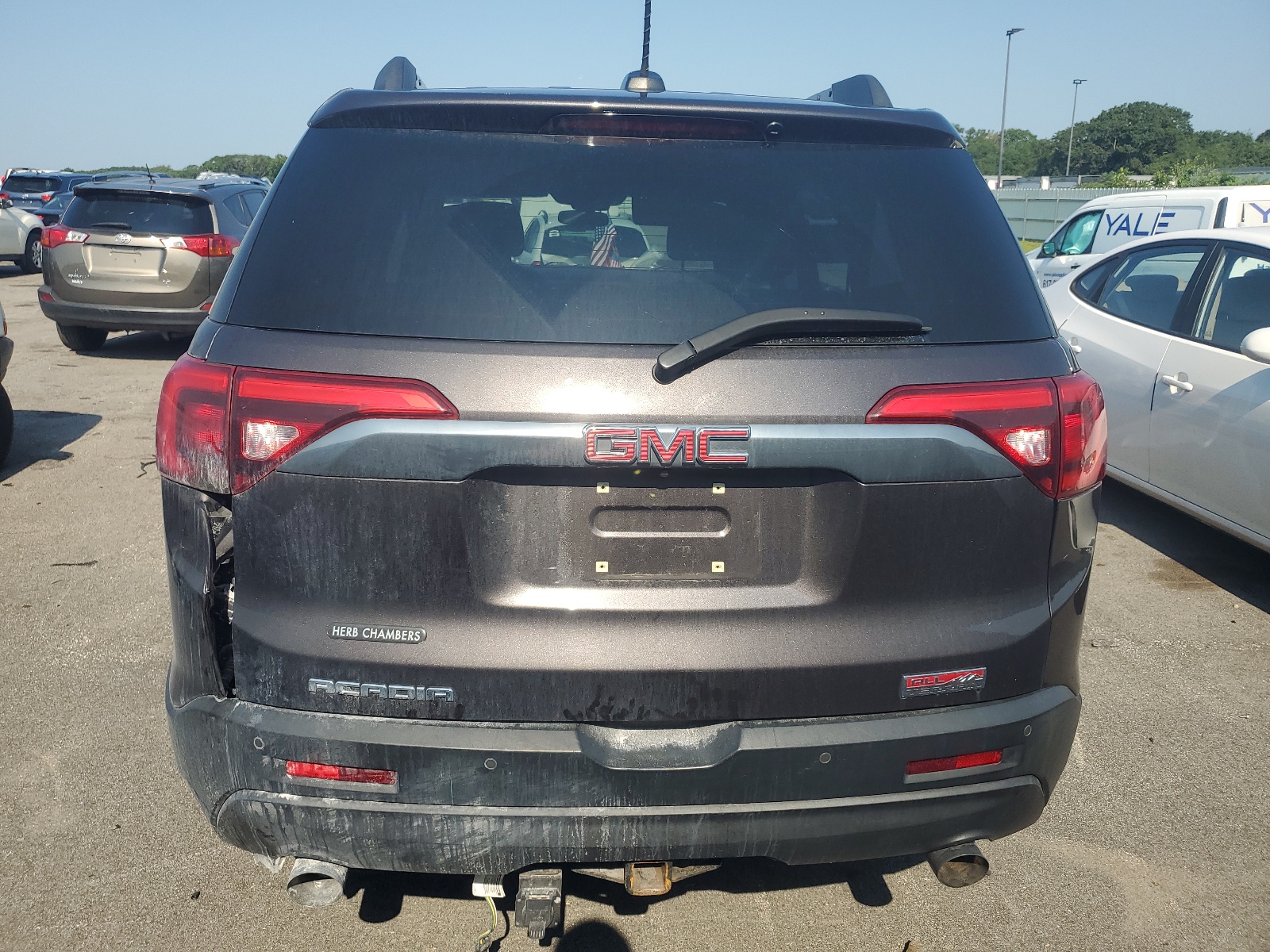 1GKKNTLS1JZ163444 2018 GMC Acadia All Terrain
