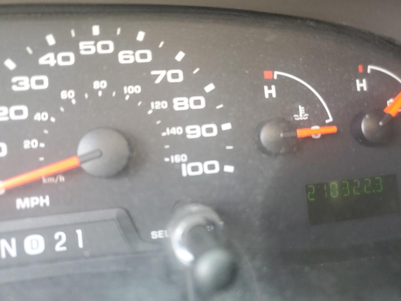 2008 Ford Econoline E250 Van VIN: 1FTNE24W28DA94761 Lot: 64942304