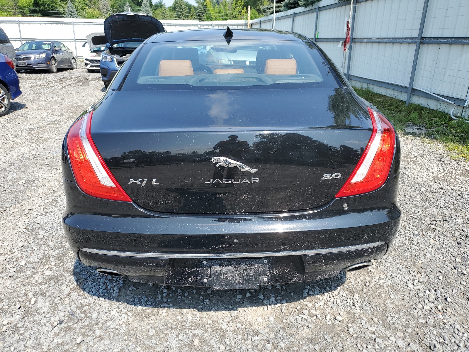 SAJWA2G78H8W09339 2017 Jaguar Xjl Portfolio