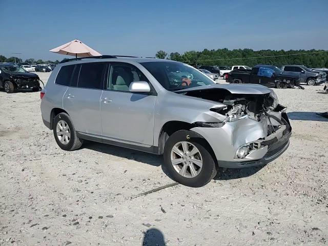 2011 Toyota Highlander Base VIN: 5TDBK3EH3BS074676 Lot: 66940754