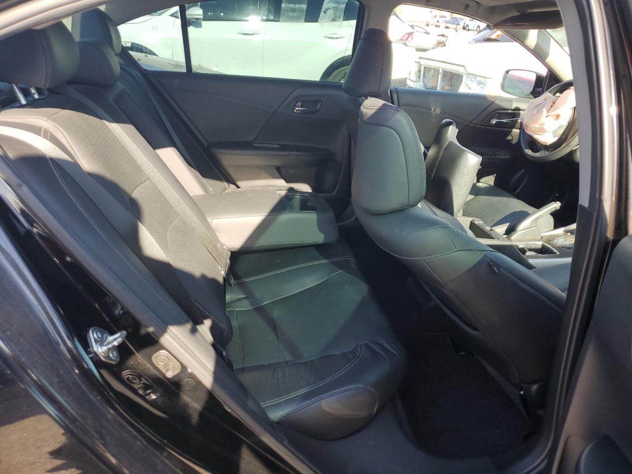 1HGCR2F83FA177898 2015 Honda Accord Exl