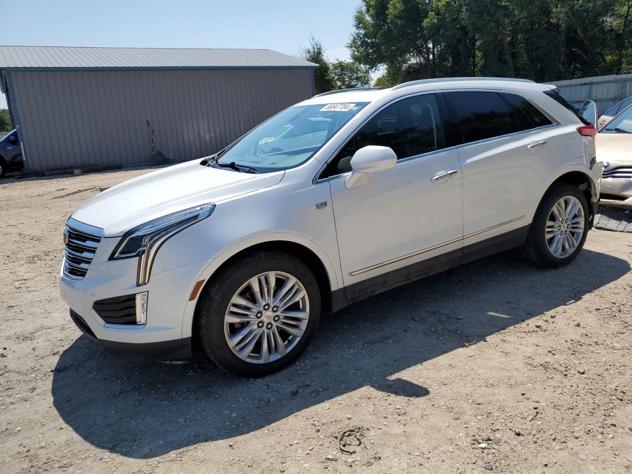 VIN 1GYKNERS9KZ102076 2019 CADILLAC XT5 no.1