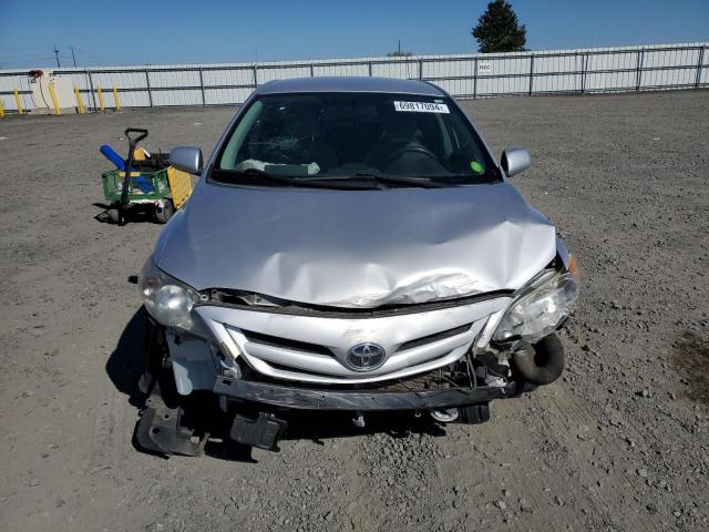 TOYOTA COROLLA 2012 Серебристый