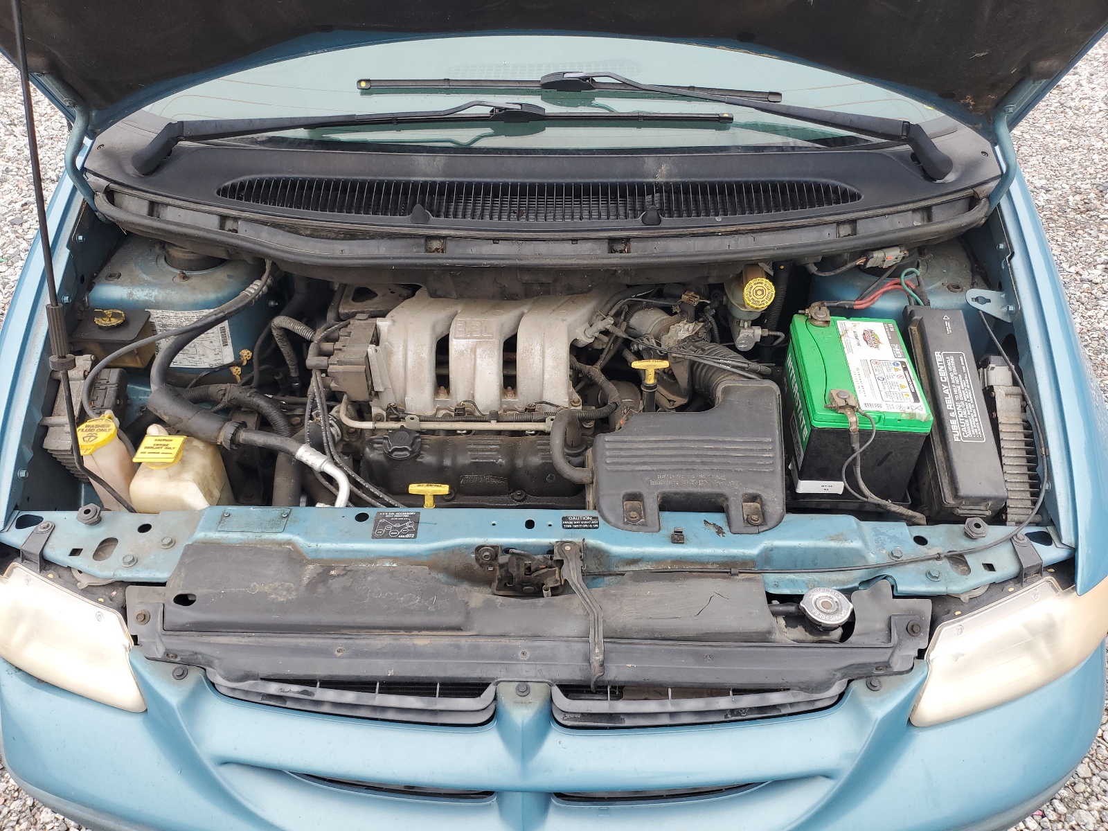 2B4GP44G4XR174806 1999 Dodge Grand Caravan Se