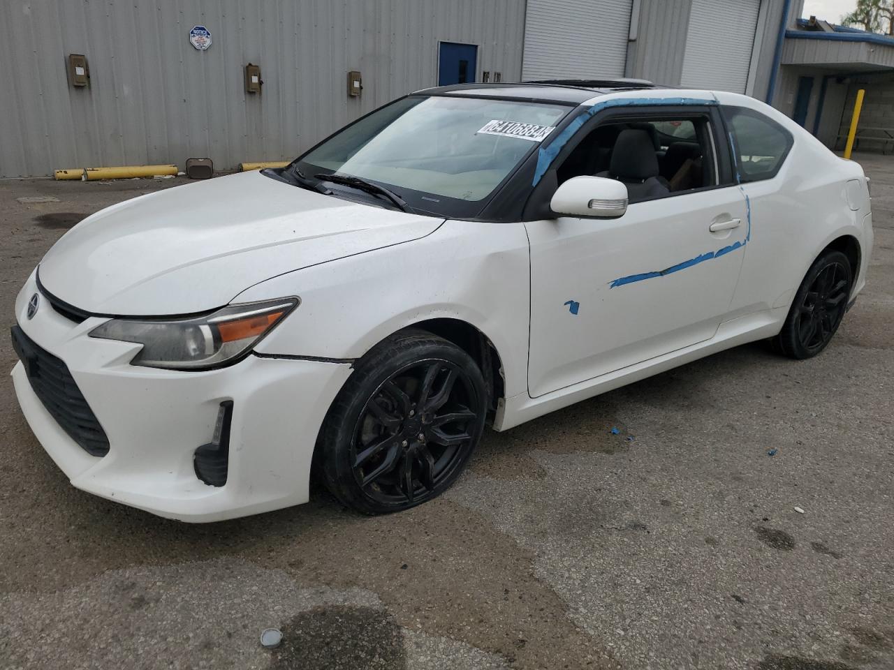 VIN JTKJF5C79F3092492 2015 TOYOTA SCION no.1