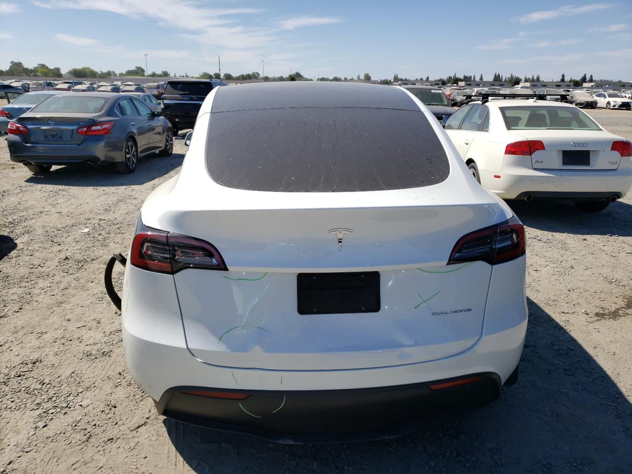 7SAYGDEE9PF620340 2023 Tesla Model Y