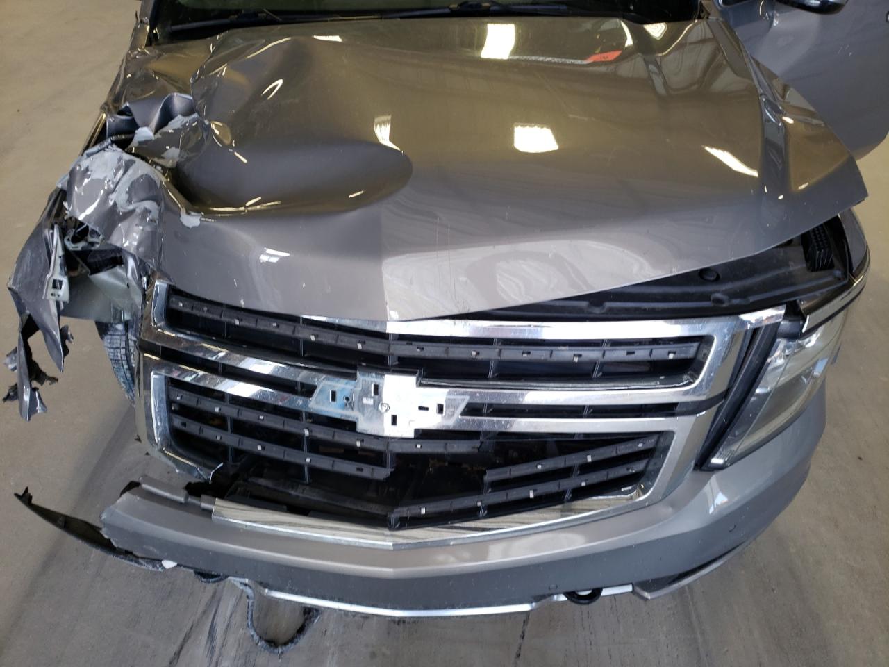 1GNSKBKC0KR349512 2019 Chevrolet Tahoe K1500 Lt