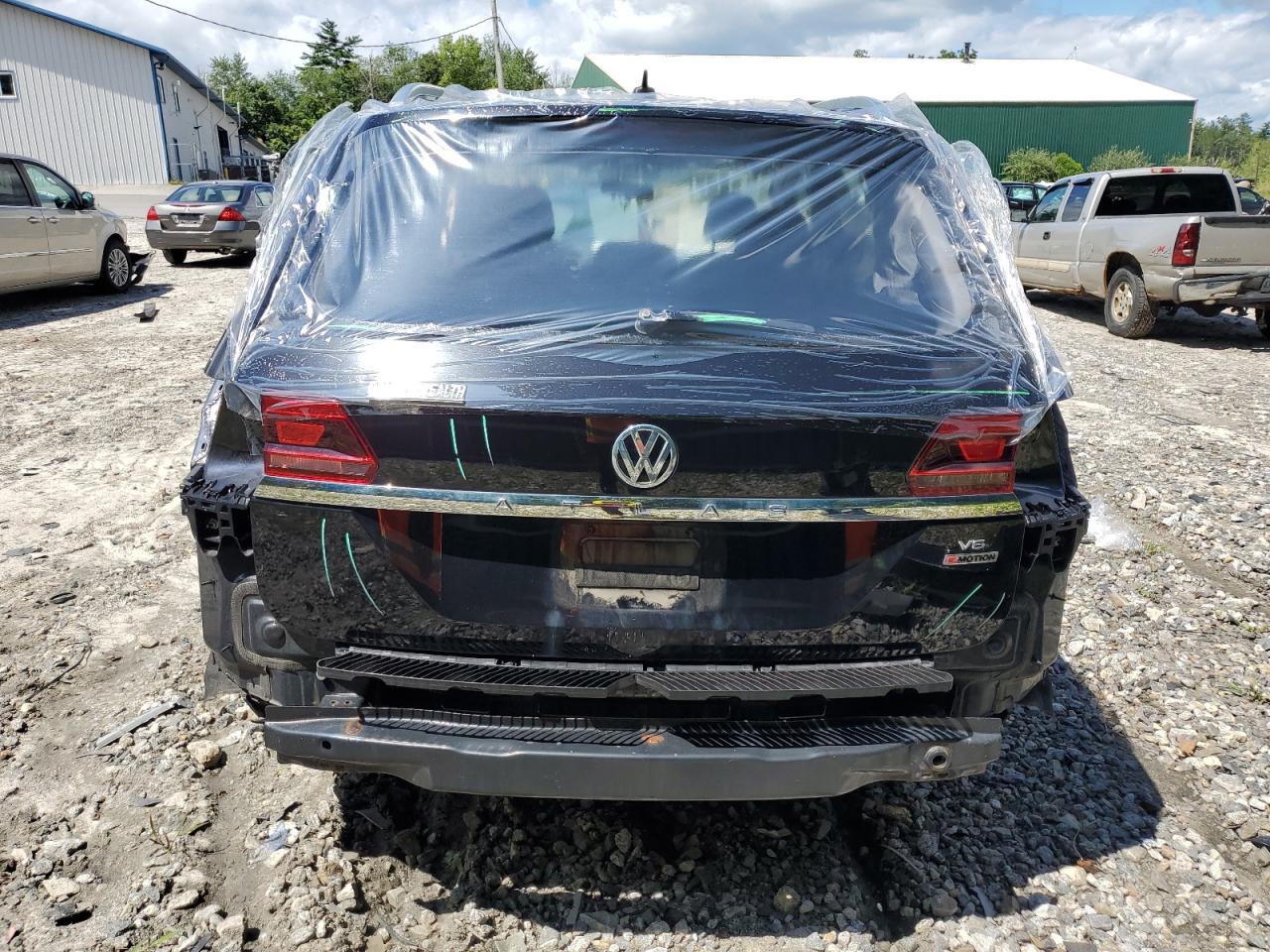 1V2HR2CA6JC504561 2018 Volkswagen Atlas