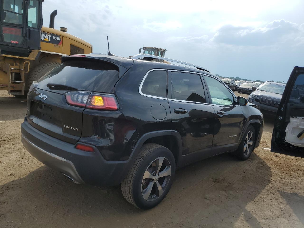 2019 Jeep Grand Cherokee - Image 3