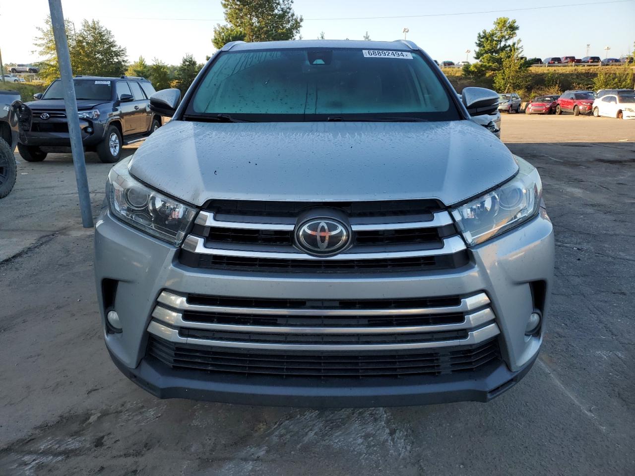 5TDYZRFH0JS237709 2018 Toyota Highlander Limited