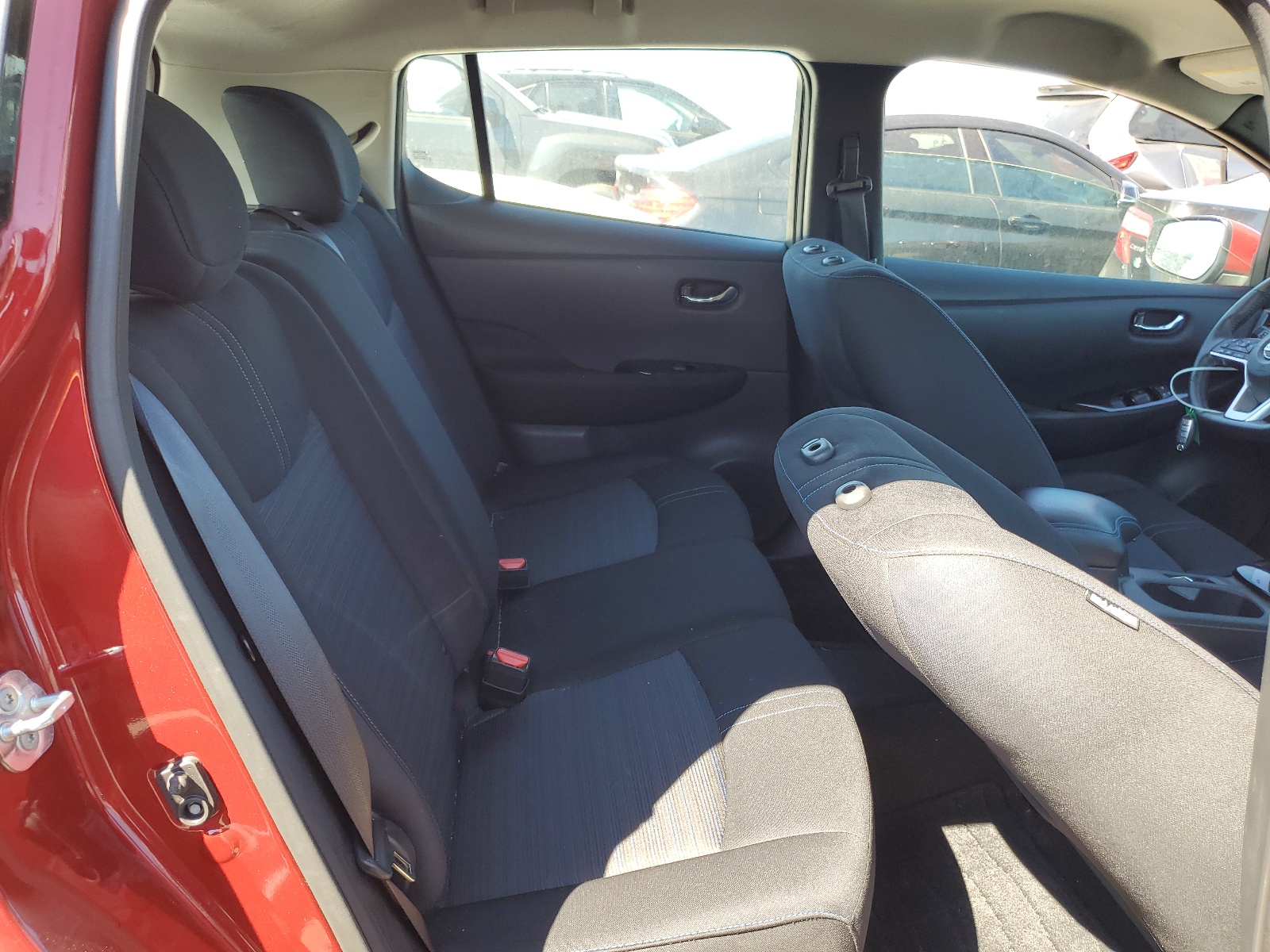 1N4AZ1CP4JC307783 2018 Nissan Leaf S