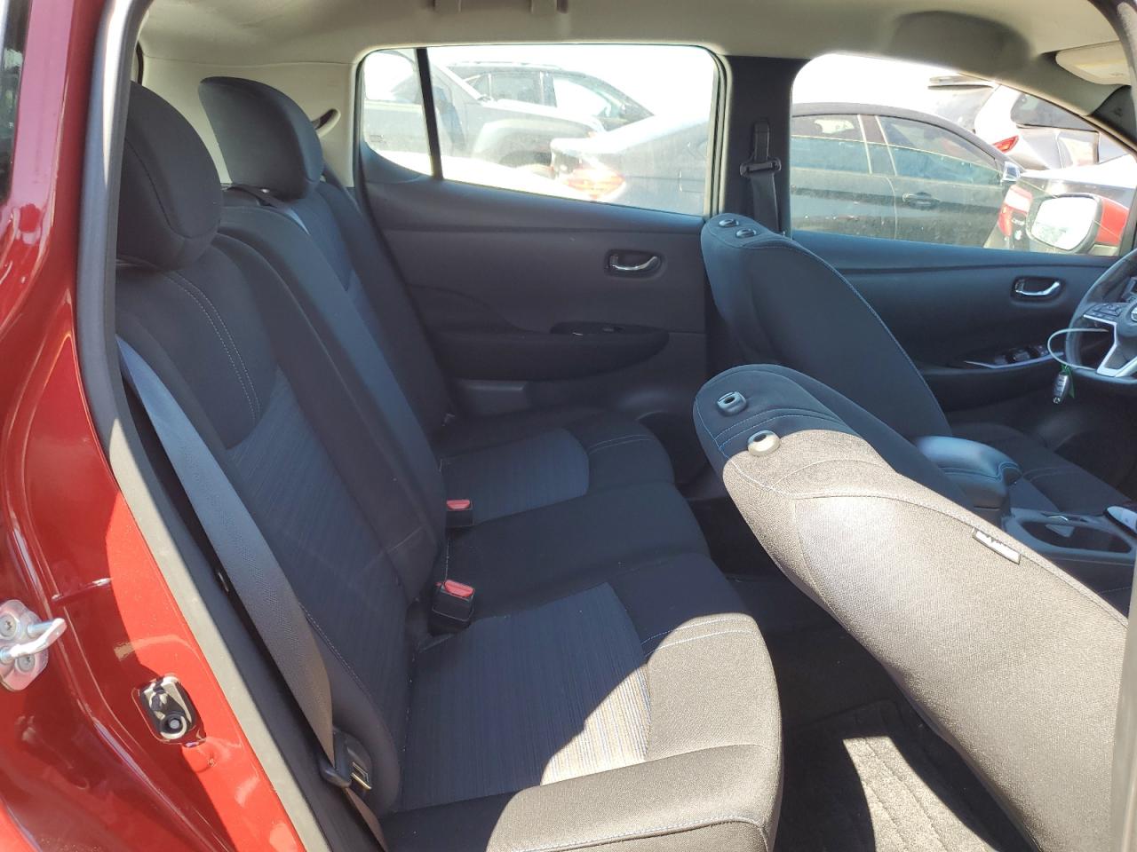 2018 Nissan Leaf S VIN: 1N4AZ1CP4JC307783 Lot: 67760434