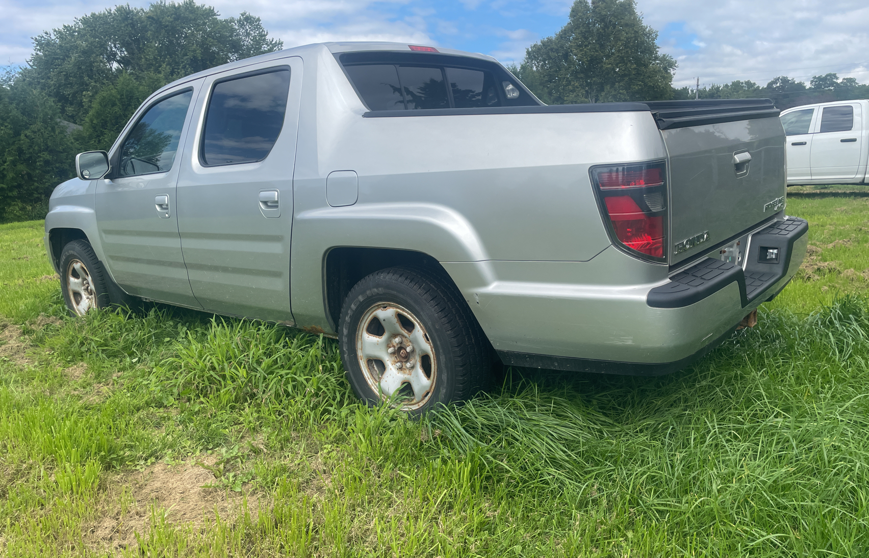 2014 Honda Ridgeline Sport vin: 5FPYK1F77EB501930