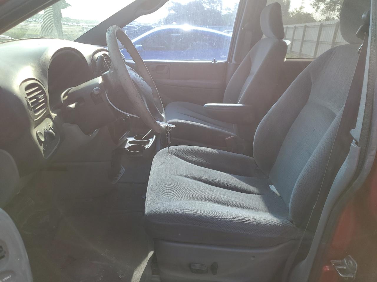 2005 Chrysler Town & Country Lx VIN: 2C4GP44R95R189660 Lot: 65965124