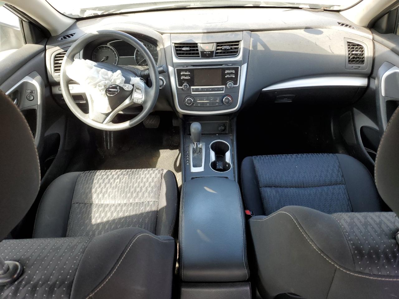 1N4AL3AP1GC155034 2016 Nissan Altima 2.5