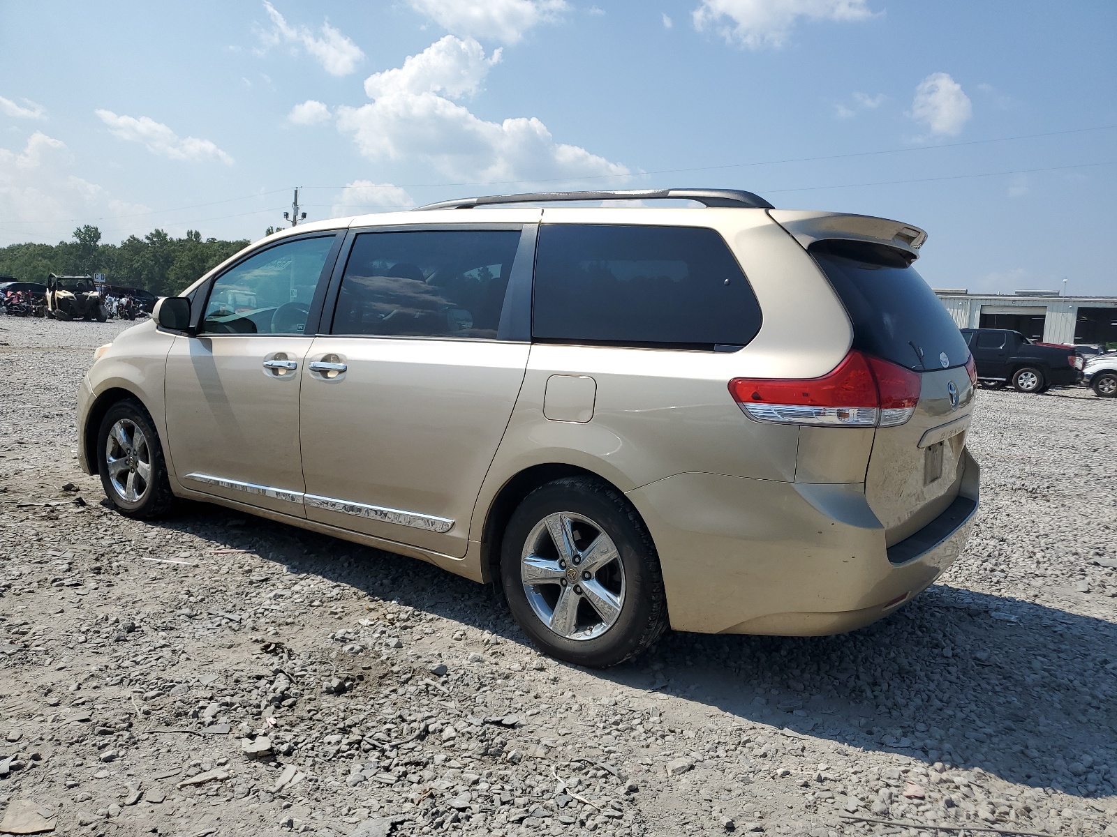 5TDKK3DC1BS148120 2011 Toyota Sienna Le