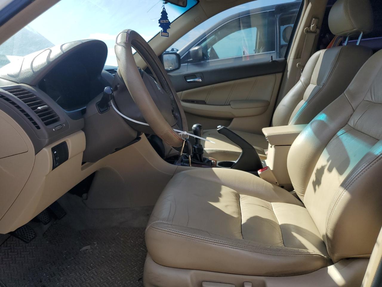 2006 Honda Accord Ex VIN: 1HGCM55886A132781 Lot: 67580404