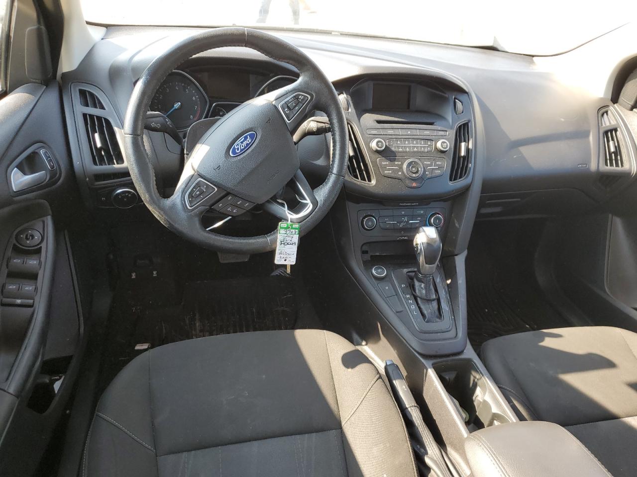 1FADP3F21FL253638 2015 Ford Focus Se