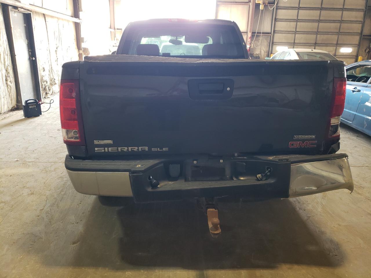 2011 GMC Sierra - Image 6