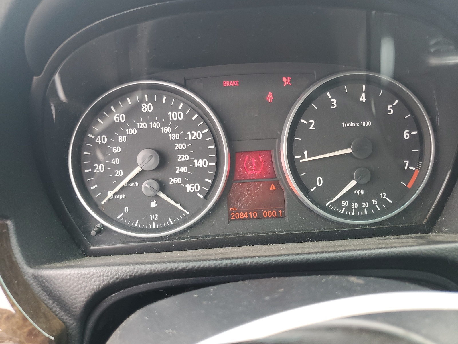 WBAVA33597FV65203 2007 BMW 328 I