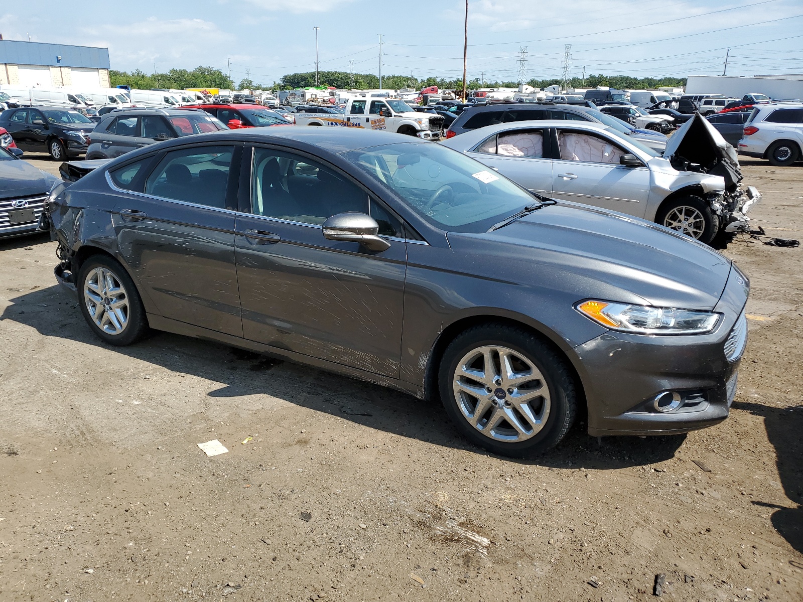 3FA6P0HD8GR327145 2016 Ford Fusion Se