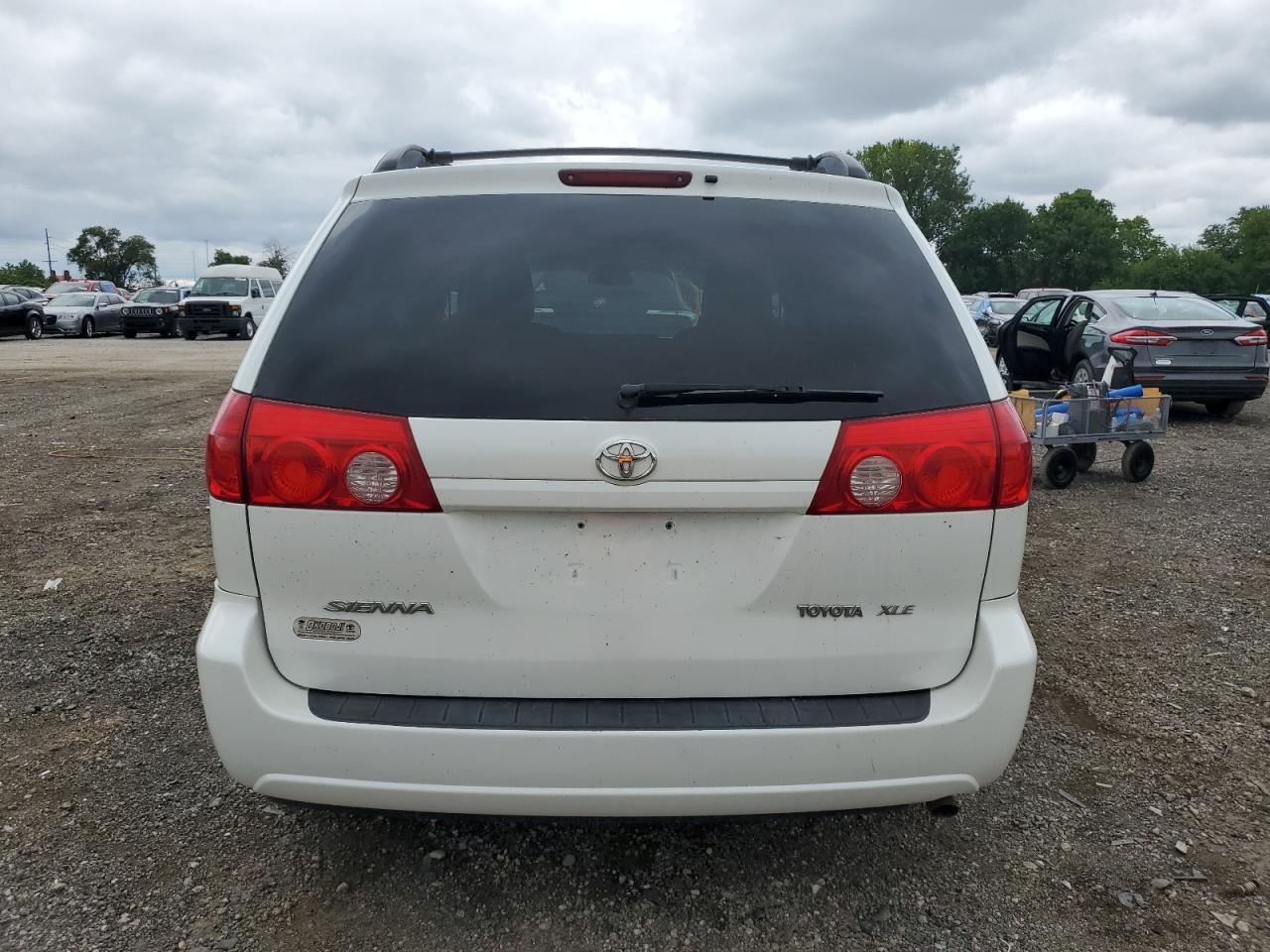 2009 Toyota Sienna Xle VIN: 5TDZK22C99S225810 Lot: 66783834