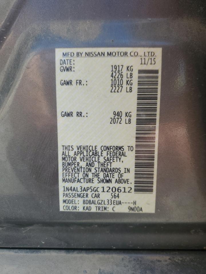 2016 Nissan Altima - Image 13