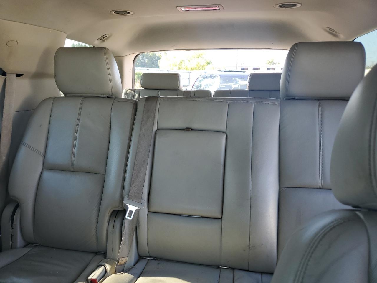 2014 Chevrolet Tahoe - Image 10