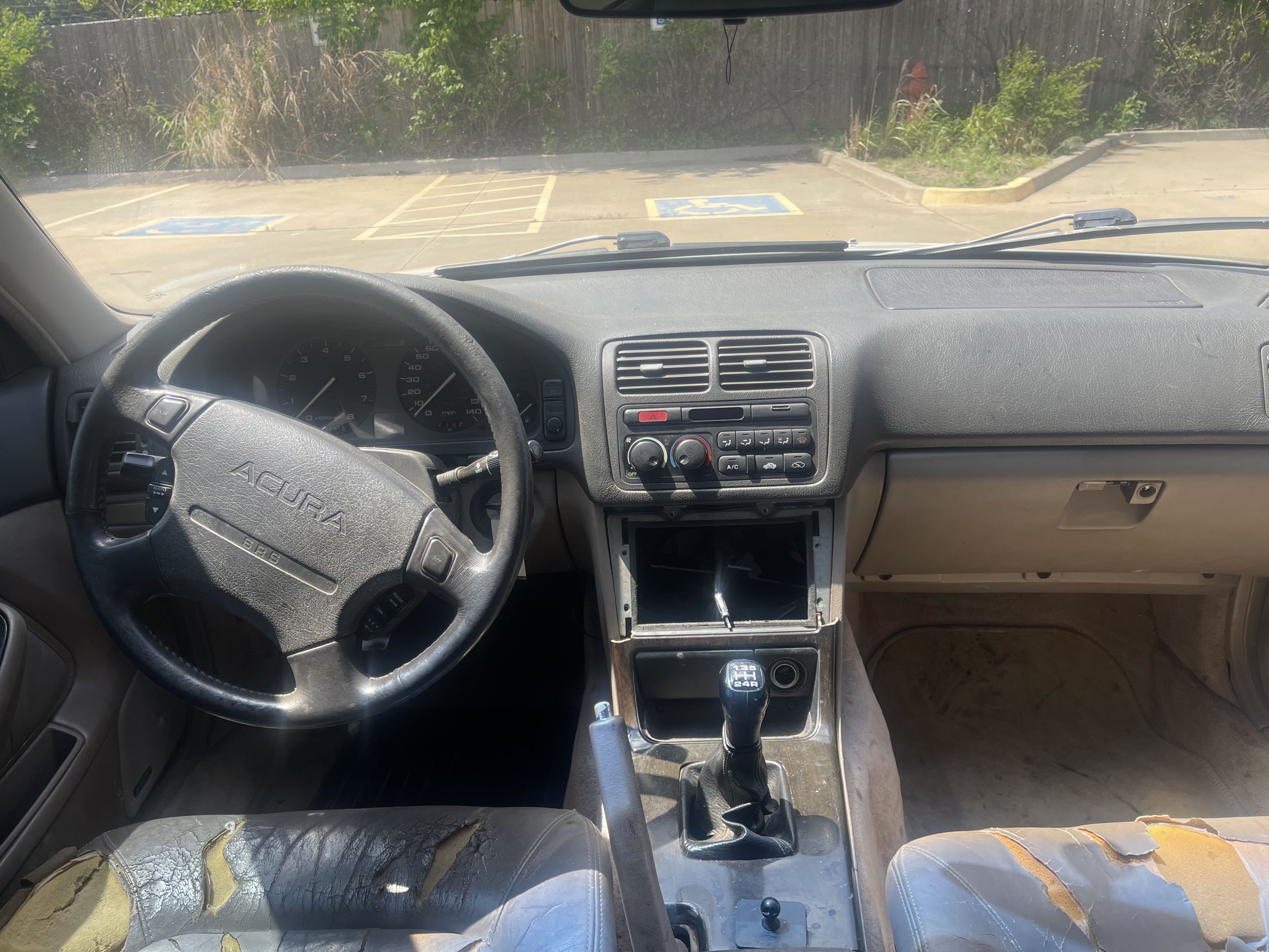 JH4KA7560PC004925 1993 Acura Legend L