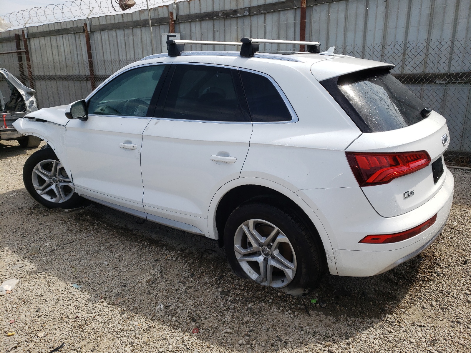 2019 Audi Q5 Premium vin: WA1ANAFY2K2136897