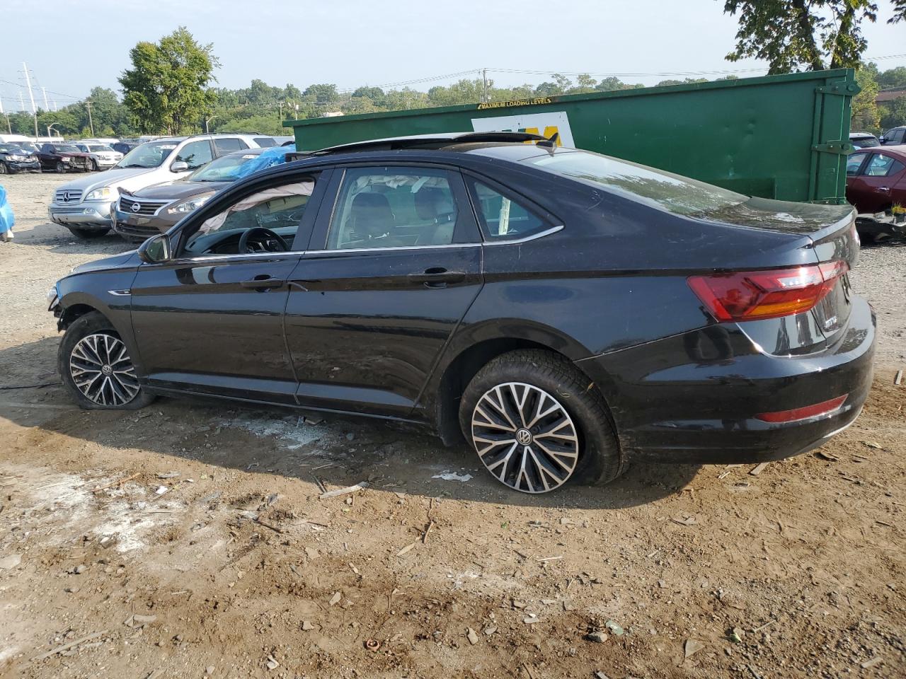 2019 Volkswagen Jetta - Image 2
