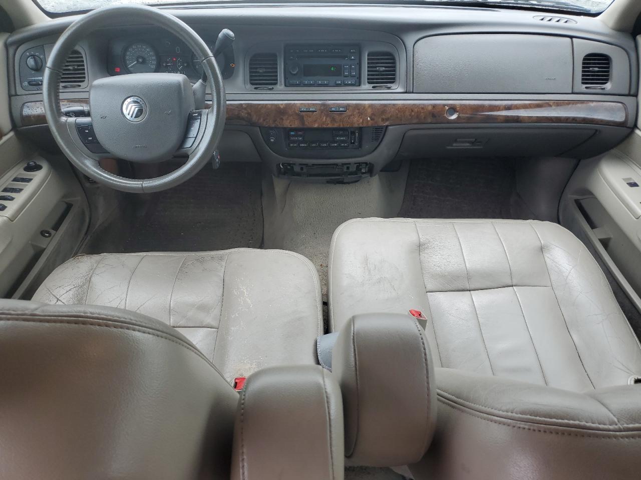 2MEBM7FVXAX626116 2010 Mercury Grand Marquis Ls