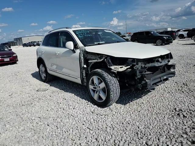 2011 Volkswagen Touareg V6 VIN: WVGFF9BP9BD002781 Lot: 66954844